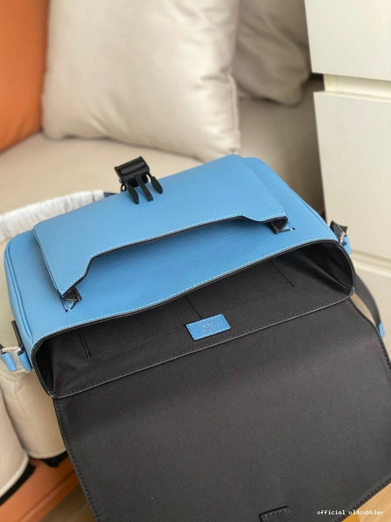 Official oldcobbler VUITTON LOUIS NEW MESSENGER 0823
